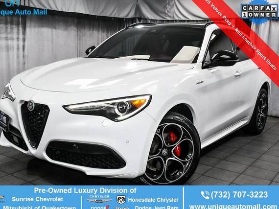 ALFA ROMEO STELVIO 2023 ZASPAKBN3P7D54099 image